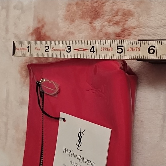 YSL Beaute 💋 Cosmetic Case w/ Lip Charm - Picture 8 of 10